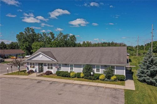 353 Island Cottage Rd, Greece, NY, 14612-2349 | Card Image