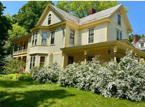 44 Atkinson St, Bellows Falls, VT, 05101-1521 | Card Image