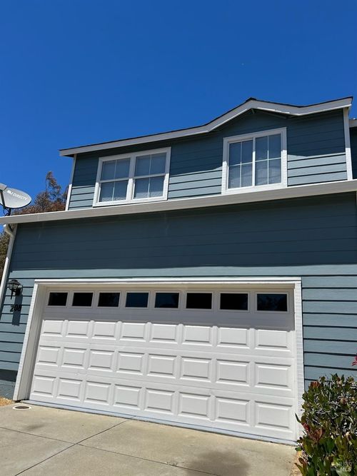 208 Clearpointe Dr, Vallejo, CA, 94591-8285 | Card Image