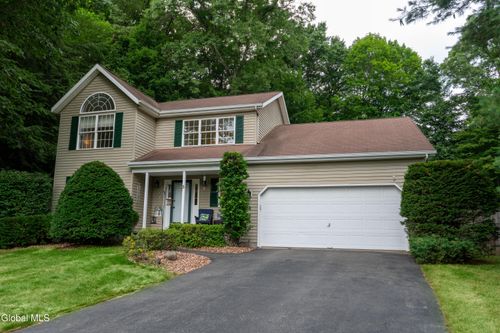 5 Hollow Creek Ct, Ballston Spa, NY, 12020-2550 | Card Image