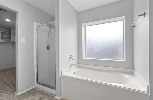 18222 Winding Timbers Ln, House other with 4 bedrooms, 3 bathrooms and 2 parking in Humble TX | Image 13