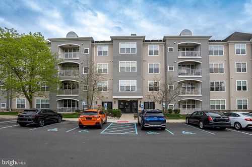 112 Masterson Ct, Ewing, NJ, 08618-1437 | Card Image