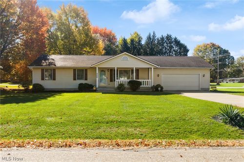 306 Cheshire Rd, Green, OH, 44319-3801 | Card Image