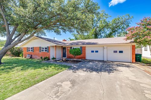 3207 Cornell Ave, San Angelo, TX, 76904-4917 | Card Image