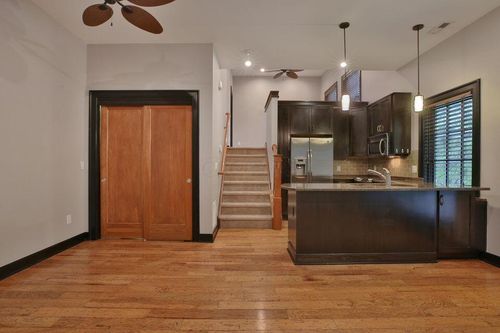 b3-204 E Gay St, Columbus, OH, 43215-3209 | Card Image