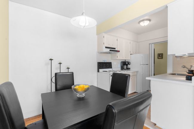 504 - 1750 Esquimalt Avenue, Condo with 1 bedrooms, 1 bathrooms and 1 parking in West Vancouver BC | Image 7