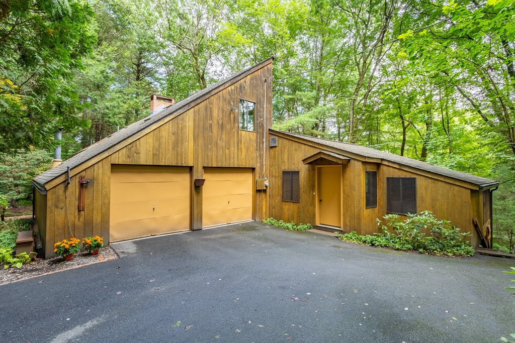 Bare Hill Rd, Harvard, MA 01451