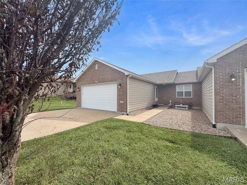 13 Chester Rd, Hannibal, MO, 63401-6883 | Card Image