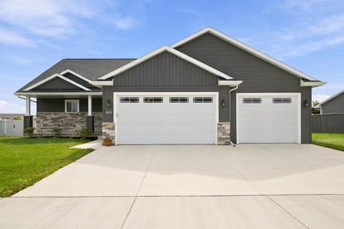 3455 E Rubyred Drive, APPLETON, WI, 54913 | Card Image