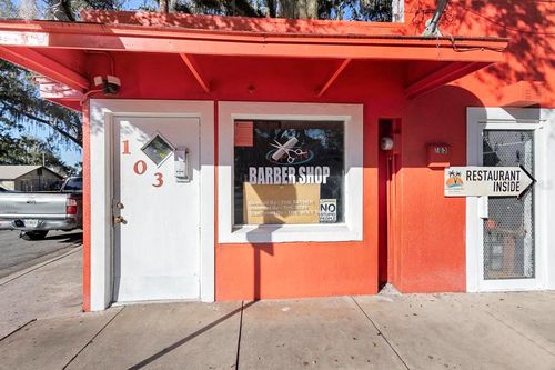 105 E Cypress St, KISSIMMEE, FL, 34744-3437 | Card Image