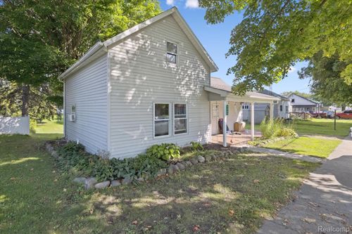 3469 Pine St, Kingston, MI, 48741-8754 | Card Image
