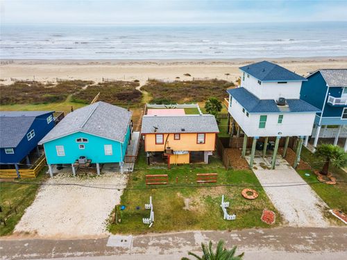 17423 Bristow Dr, Galveston, TX, 77554-8669 | Card Image