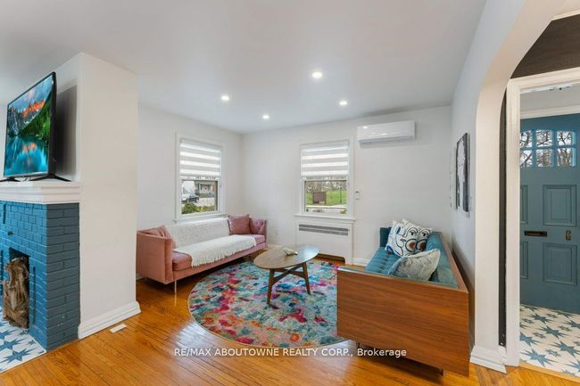 1 College St, House other with 4 bedrooms, 3 bathrooms and 2 parking in Kingston ON | Image 13