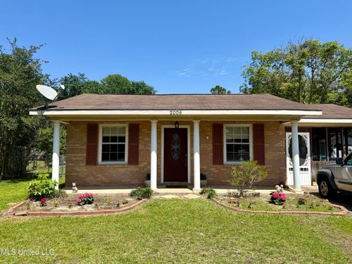 2006 Eden St, Pascagoula, MS, 39581-2621 | Card Image