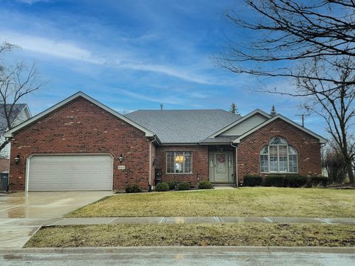 10400 Emerald Ave, Orland Park, IL, 60467-8896 | Card Image