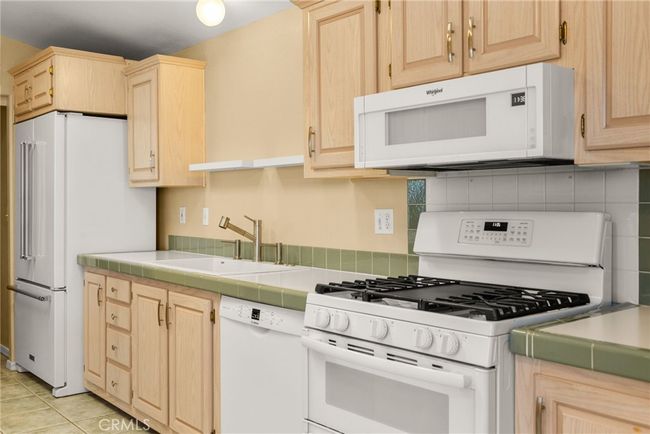 73550 Cabazon Peak Dr, House other with 3 bedrooms, 2 bathrooms and 1 parking in Palm Desert CA | Image 9