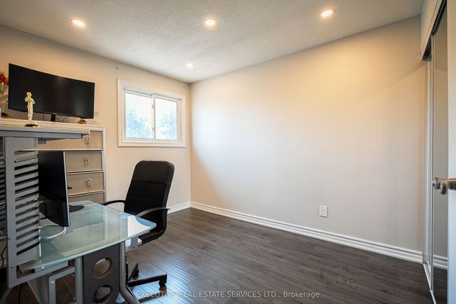 4 Simmons Blvd, House other with 5 bedrooms, 4 bathrooms and 3 parking in Brampton ON | Image 22