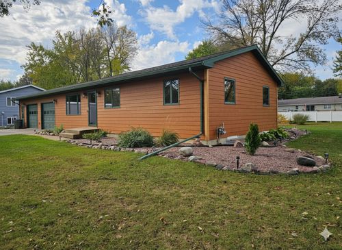 804 6th Ave Se, Pipestone, MN, 56164-1718 | Card Image