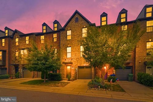 4205 Skyview, BALTIMORE, MD, 21211-1670 | Card Image