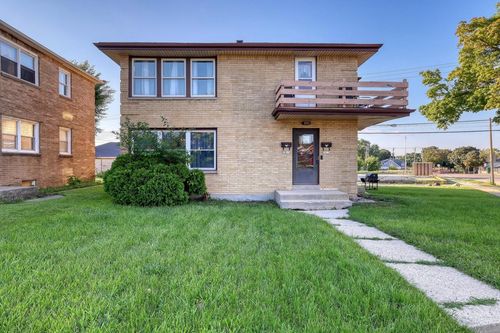 3913 N 72nd St, Milwaukee, WI, 53216-2045 | Card Image