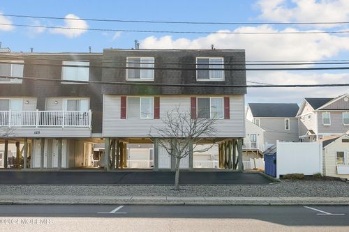 11-125 Strickland Boulevard, Lavallette, NJ, 08735 | Card Image