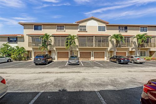 9878 Hammocks Blvd, Miami, FL, 33196 | Card Image