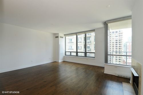 apt-2002-600 N Lake Shore Dr, Chicago, IL, 60611-5079 | Card Image