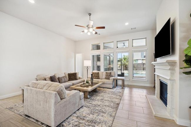Family room from kitchen | Image 9