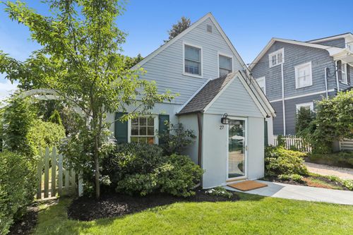 27 Soundview Ave, Locust Valley, NY, 11560-1721 | Card Image