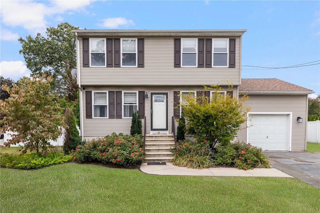 Laura Cir, Cranston, RI 02920