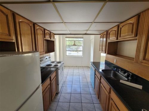 apt-206-16400 Ne 17th Ave, North Miami Beach, FL, 33162-4034 | Card Image