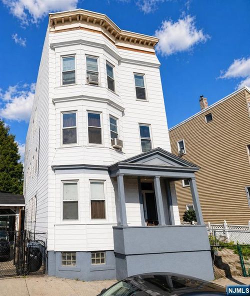 8-10 Horatio Street, Newark, NJ, 07105 | Card Image