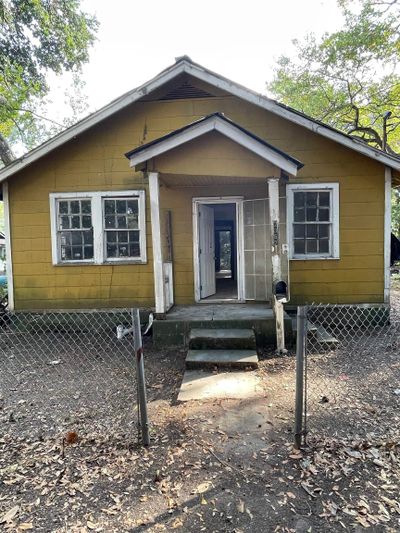 2352 Winbourne Ave, House other with 2 bedrooms, 1 bathrooms and null parking in Baton Rouge LA | Image 1