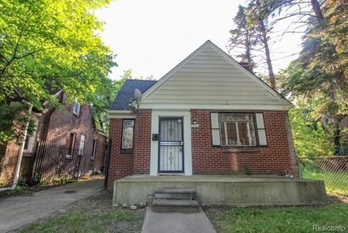 9737 Lakepointe St, Detroit, MI, 48224-2810 | Card Image