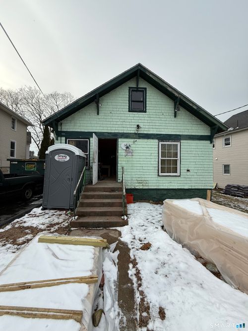 141 Poquonnock Rd, Groton, CT, 06340-4407 | Card Image