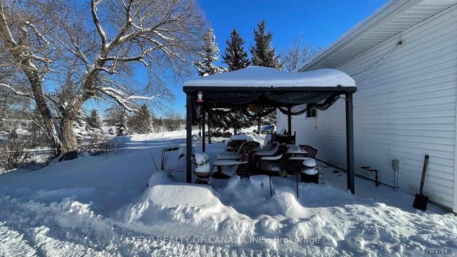 127 Ross Rd, House other with 3 bedrooms, 2 bathrooms and 4 parking in Smooth Rock Falls ON | Image 21