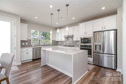 112 Atterberry Aly, Charlotte, NC, 28217-3337 | Card Image