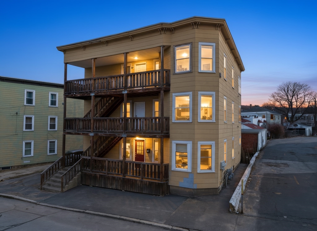 Residential Income in Fitchburg 2