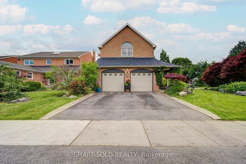 84 Longwater Chase, Unionville, ON, L3R4A8 | Card Image