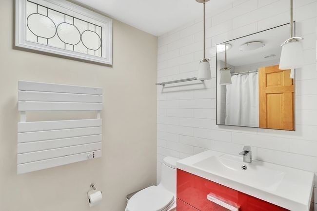 29 Brook St, House other with 4 bedrooms, 3 bathrooms and 4 parking in Wellesley MA | Image 20