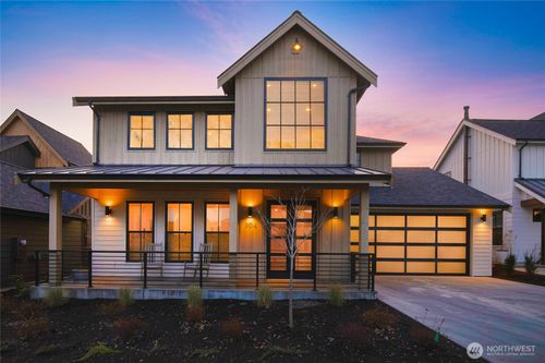 204 Pebblebrook Dr, Lynden, WA, 98264-1454 | Card Image