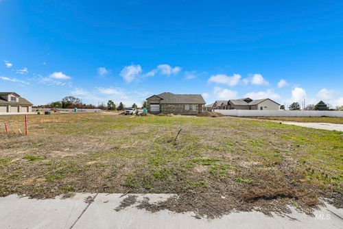 563 Moonbeam Way, Twin Falls, ID, 83301 | Card Image