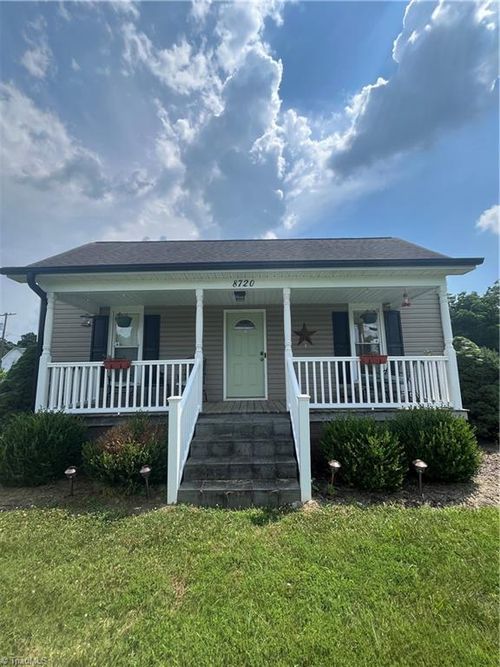 8720 Lee St, Mount Pleasant, NC, 28124-9701 | Card Image