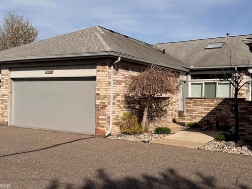 14715 Holly Ct Court, Macomb Township, MI, 48315 | Card Image