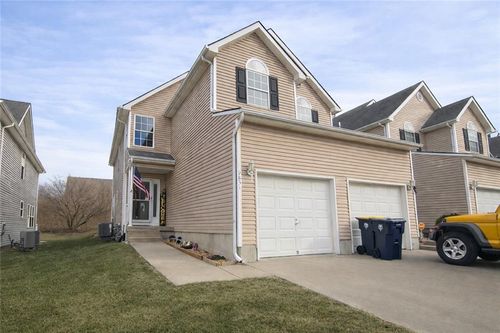 9831 N Lewis Ave, Kansas City, MO, 64157-7852 | Card Image