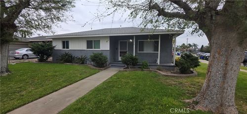 7815 Mango Ave, Fontana, CA, 92336-2611 | Card Image