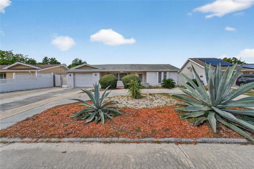 10841 Piccadilly Rd, PORT RICHEY, FL, 34668-2680 | Card Image