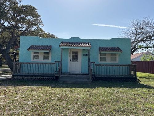 337 S Whitney St, Aransas Pass, TX, 78336-3532 | Card Image