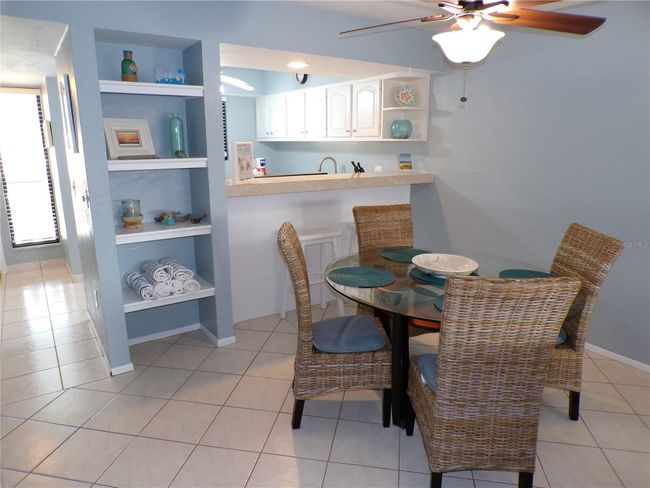 UNIT-207 - 1801 Gulf Dr N, Condo with 2 bedrooms, 2 bathrooms and null parking in BRADENTON BEACH FL | Image 8