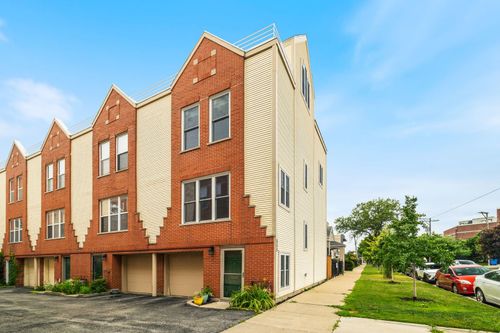 l-555 N Artesian Ave, Chicago, IL, 60612-1400 | Card Image